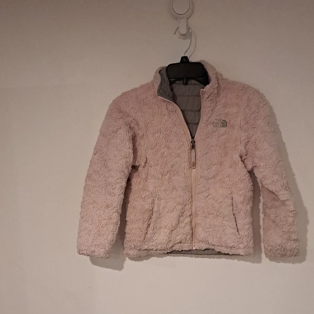 The North Face Pink Puffer Jacket Size Girl Small - Picture 1 of 3